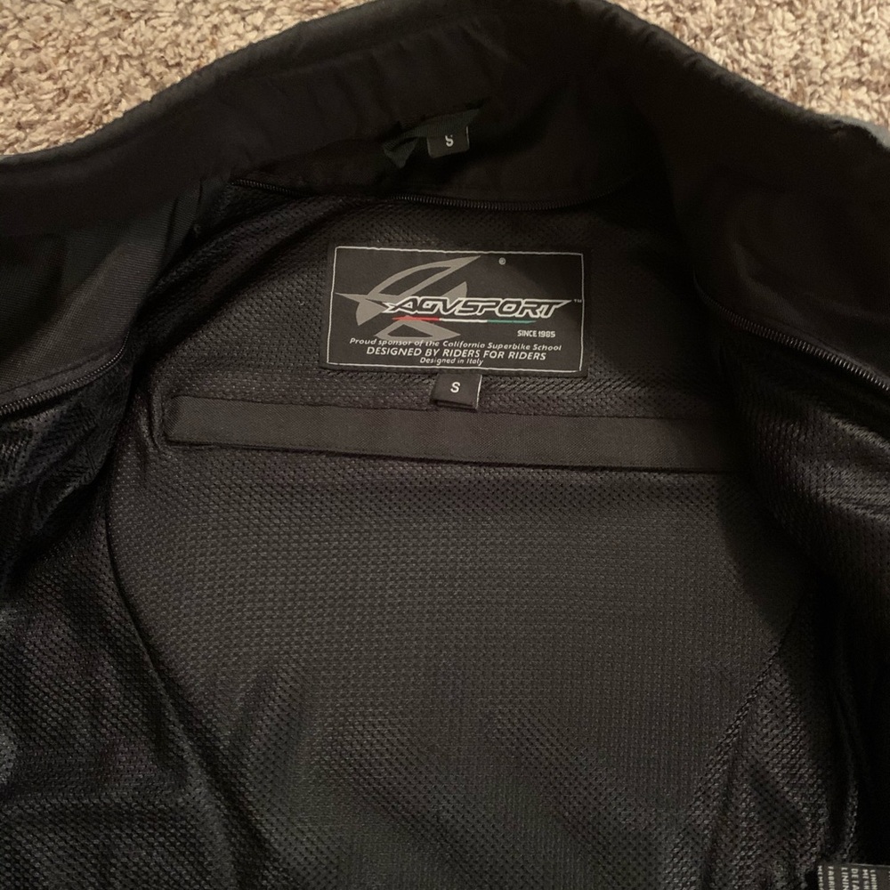 AGVSPORT Motorcycle Jacket - Picture 4 of 7